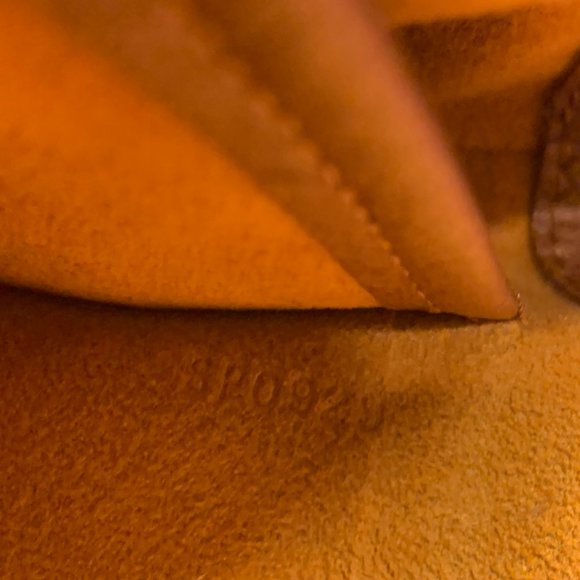 Authentic Louis Vuitton Monogram Musette Tango Shoulder Bag - Picture 5 of 7